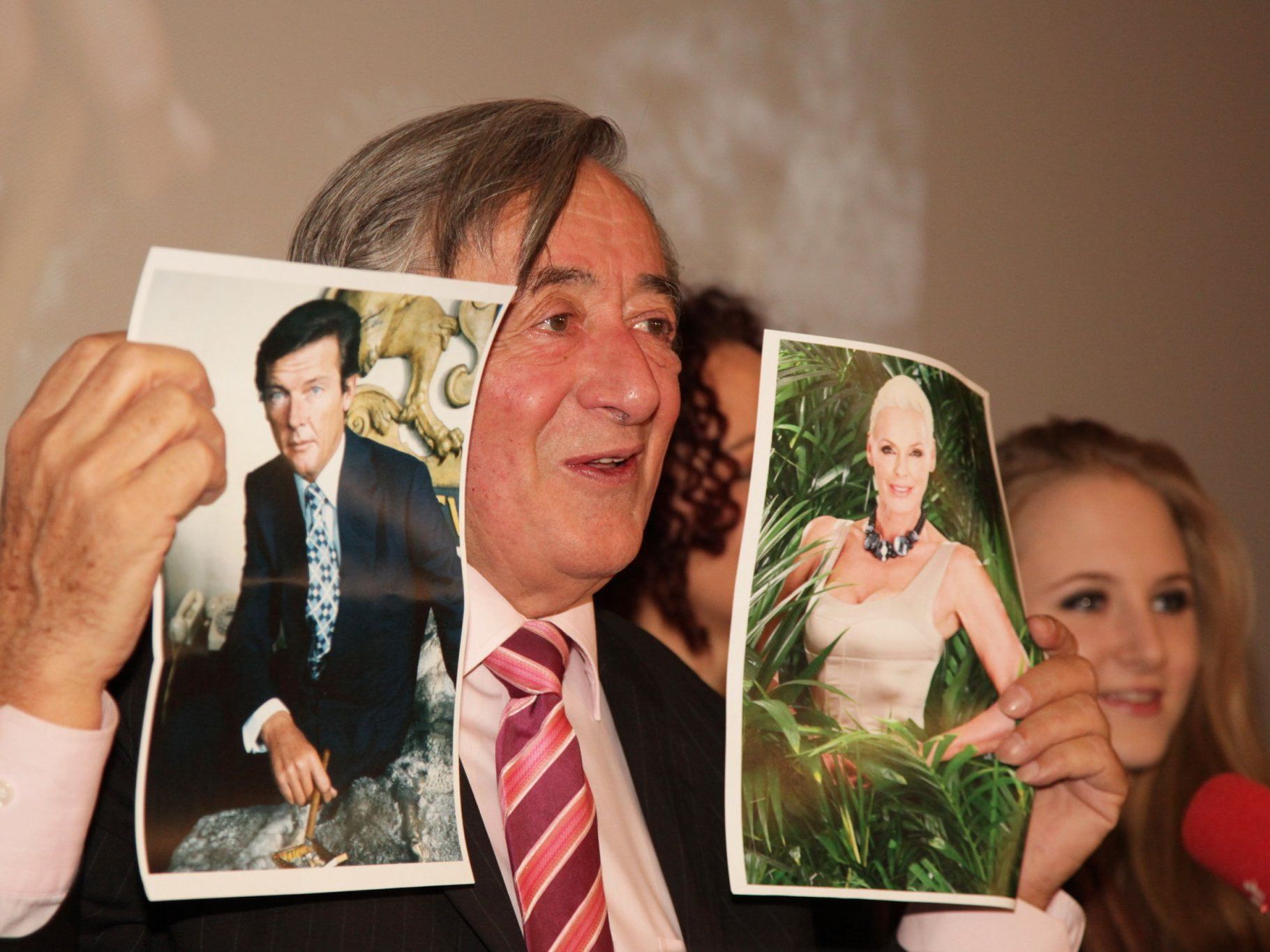 Richard Lugner hat für seinen Opernball-Stargast brigitte Nielsen einen straffen Plan zusammengestellt. Richard Lugner hat für seinen Opernball-Stargast brigitte Nielsen einen straffen Plan zusammengestellt.