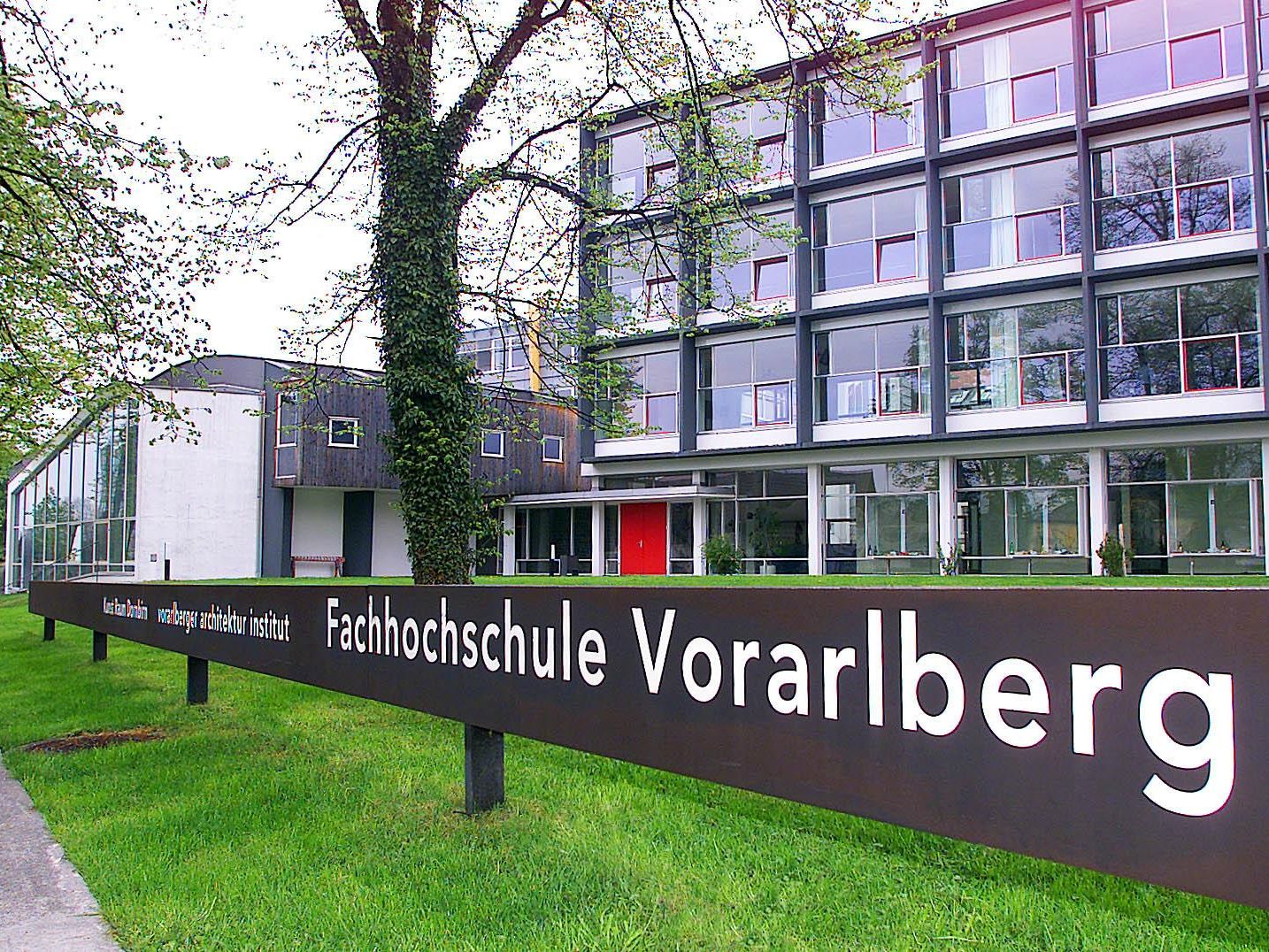 FH Vorarlberg: Neue Studiengänge ab Herbst 2012. FH Vorarlberg: Neue Studiengänge ab Herbst 2012.