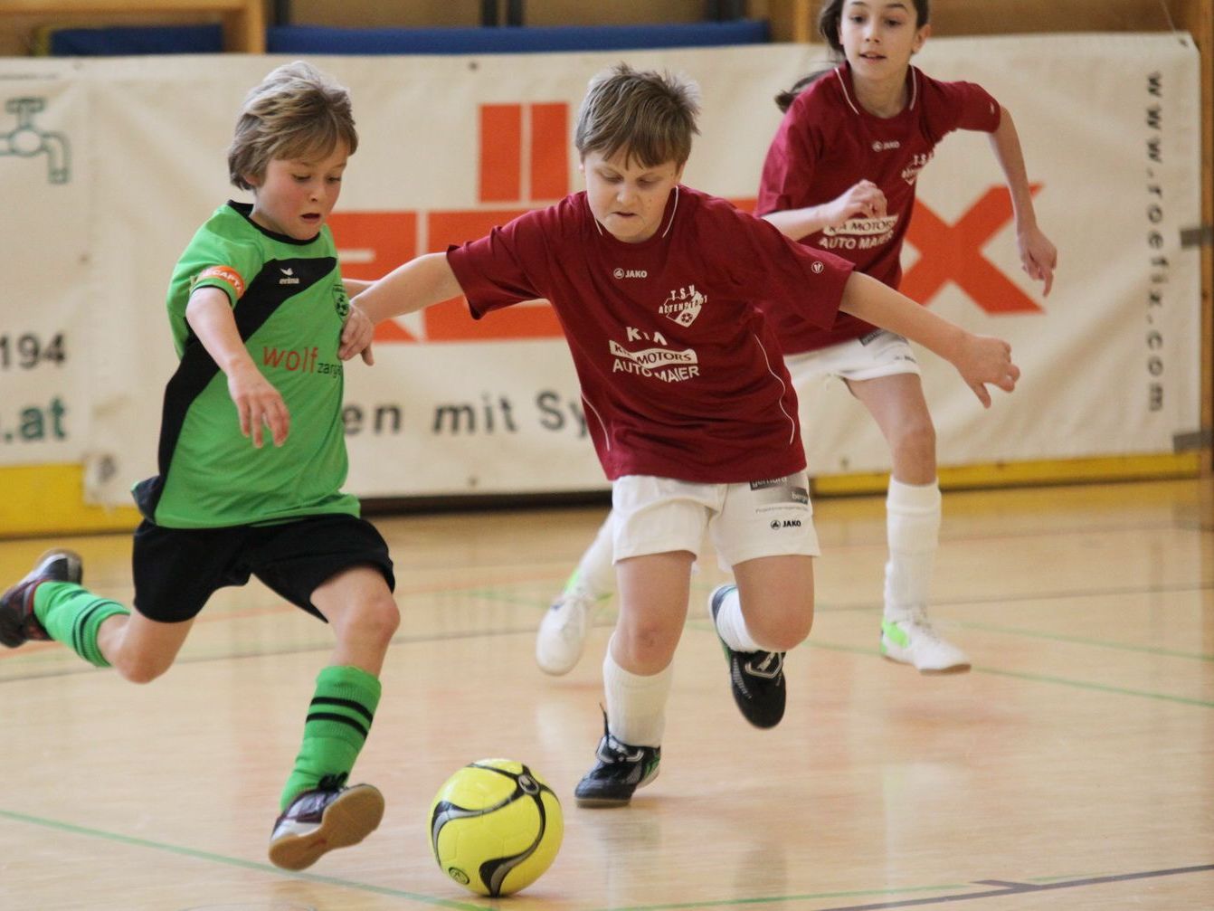Fußball mit Herz und viel Leidenschaft am zweiten Tag der RW Rankweil Hallenfußballturnierserie. Fußball mit Herz und viel Leidenschaft am zweiten Tag der RW Rankweil Hallenfußballturnierserie.