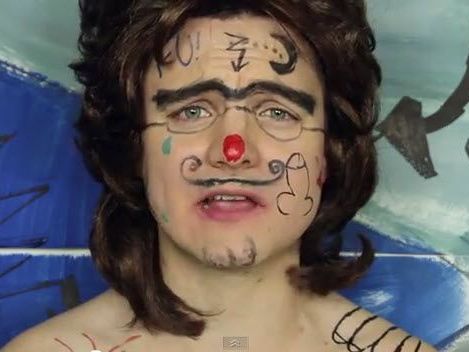 Y-Titty zeigen ihre Version von Gotyes "Ohrwurm". Y-Titty zeigen ihre Version von Gotyes "Ohrwurm".