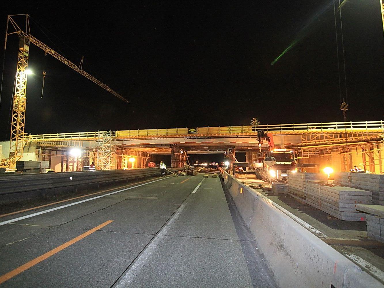 Die Bauarbeiten an der Autobahnbrücke Salzburg-Süd sind in wenigen Wochen abgeschlossen.