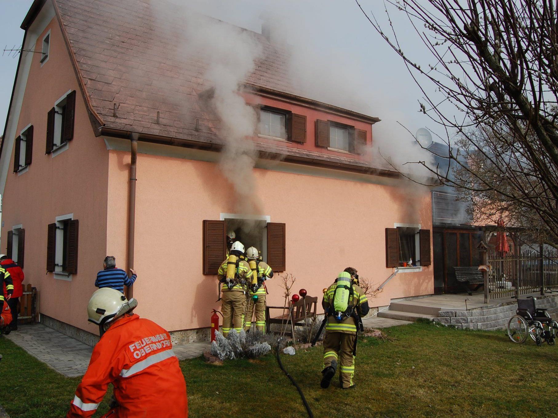 Die Feuerwehr Oberndorf konnte den Brand löschen.