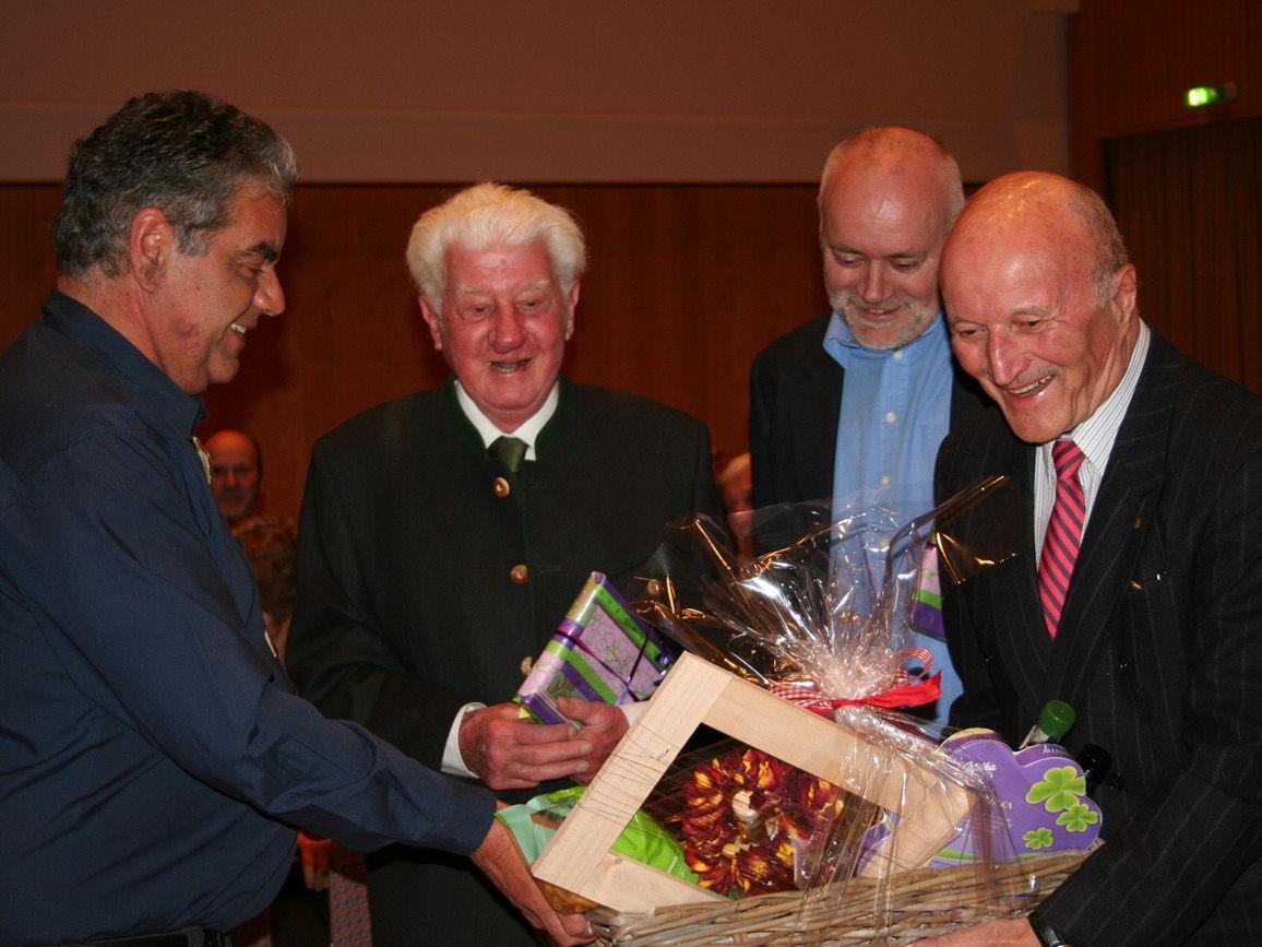 Thomas Gamon, Dr. Hans Burtscher, Dr. Mario Broggi und Dr. Gerhard Wanner.