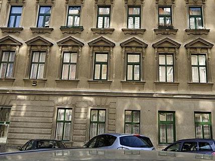 In diesem Wohnhaus in Wien-Rudolfheim-Fünfhaus kam es am Mittwoch zu einem Polizeieinsatz mit Schusswaffengebrauch