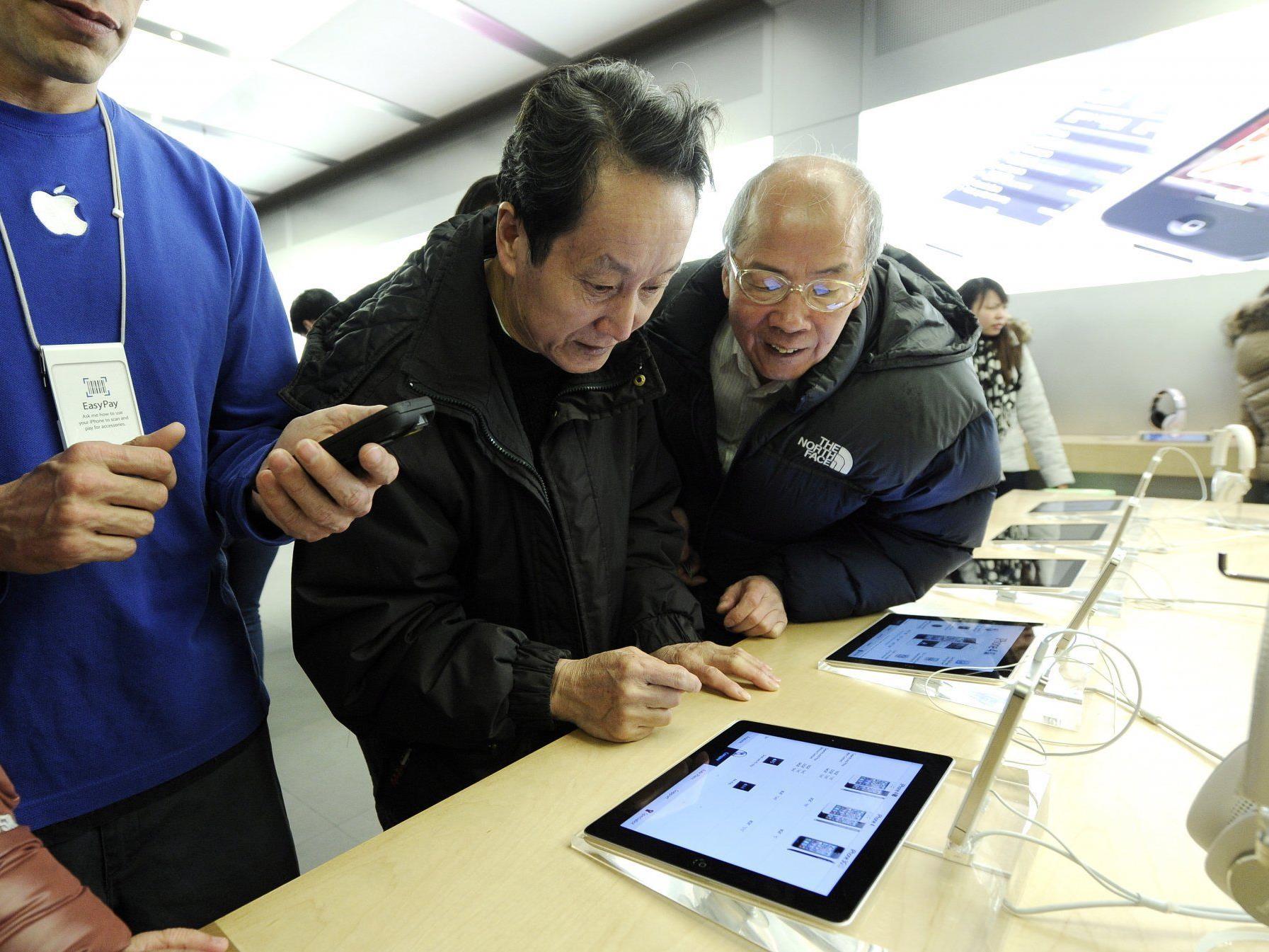 Jubelstimmung bei Apple: die neuen iPads gehen weg wie warme Semmeln.