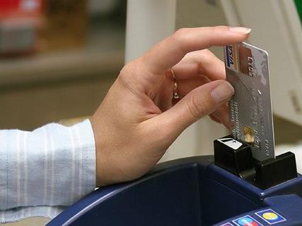 Der mutmaßliche Kreditkartendieb wurde nach seinem "Shopping-Trip" mit fremden Karten festgenommen