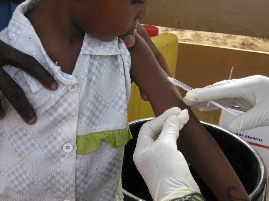 Ärzte ohne Grenzen plant in Zusammenarbeit mit dem tschadischen Gesundheitsministerium eine großangelegte Impfkampagne.