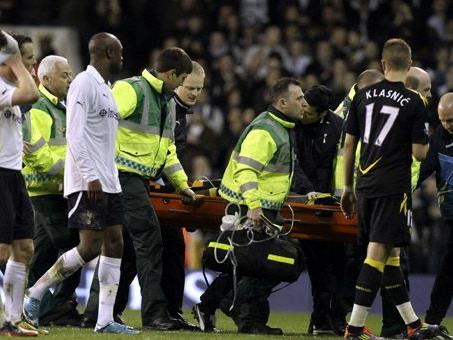 Bolton-Spieler Fabrice Muamba brach auf dem Spielfeld zusammen.