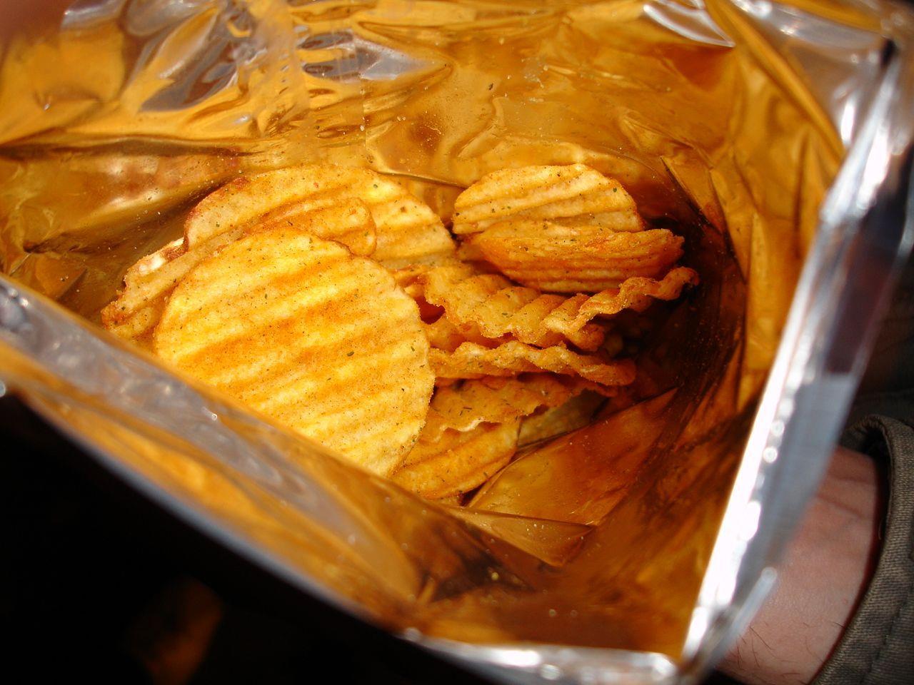 Chips: Trans-Fettsäuren hinterlassen Spuren im Gemüt