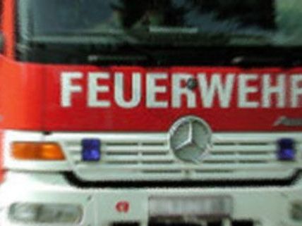 Die Feuerwehr musste nur noch Sicherungsarbeiten durchführen. Die Feuerwehr musste nur noch Sicherungsarbeiten durchführen.