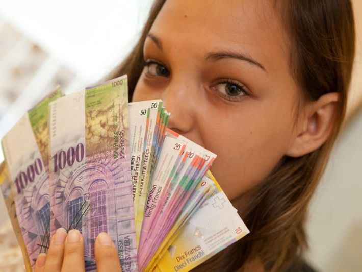 Seit Mitte Jänner scheint der Wechselkurs fast an der Untergrenze "festzukleben". Seit Mitte Jänner scheint der Wechselkurs fast an der Untergrenze "festzukleben".