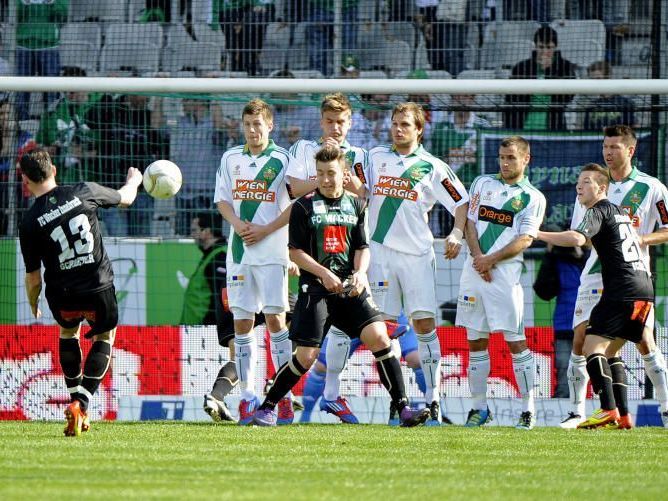 Rapid verliert in Innsbruck. Wacker dank Marcel Schreter Sieger der Runde. Rapid verliert in Innsbruck. Wacker dank Marcel Schreter Sieger der Runde.