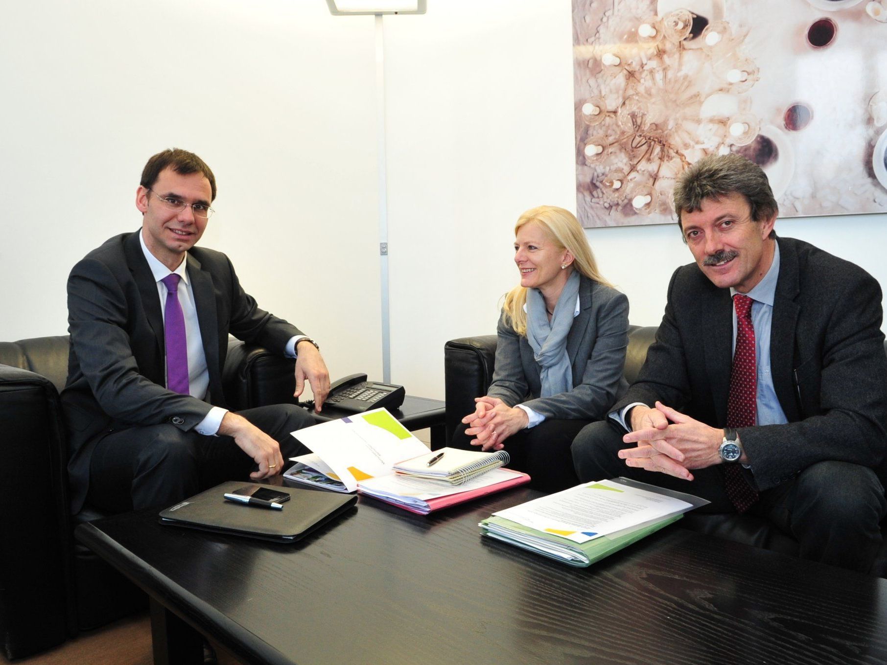 Informations- und Gedankenaustausch mit Lebenshilfe Vorarlberg-Präsident Peter Kircher und Geschäftsführerin Michaela Wagner. Informations- und Gedankenaustausch mit Lebenshilfe Vorarlberg-Präsident Peter Kircher und Geschäftsführerin Michaela Wagner.