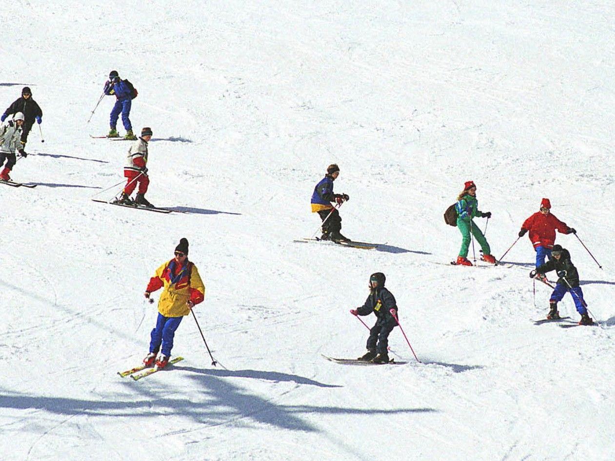 Im Salzbruger Pongau verletzten sich zwei Skikurs-Schüler aus Wien schwer.
