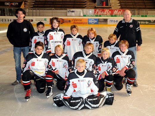 Das U11 Team der VEU gewinnt ein Turnier in der Vorarlberghalle Das U11 Team der VEU gewinnt ein Turnier in der Vorarlberghalle