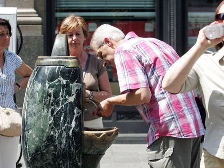 950 Wiener Trinkbrunnen sind ab 22. März in Betrieb. 950 Wiener Trinkbrunnen sind ab 22. März in Betrieb.