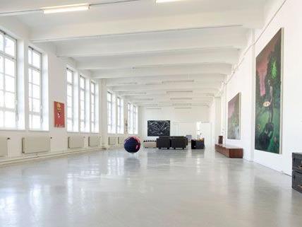 Ab Donnerstag ist Wien um eine Ausstellungshalle für zeitgenössiche Kunst reicher: Yoshi's Contemporary Art Loft in Meidling.