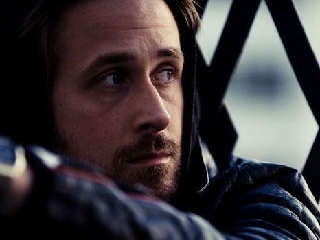 Ryan Gosling ist vor und hinter der Kamera ein echter Held Ryan Gosling ist vor und hinter der Kamera ein echter Held