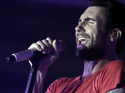 Sänger Adam Levine hat sich ein dickes Fell zugelegt