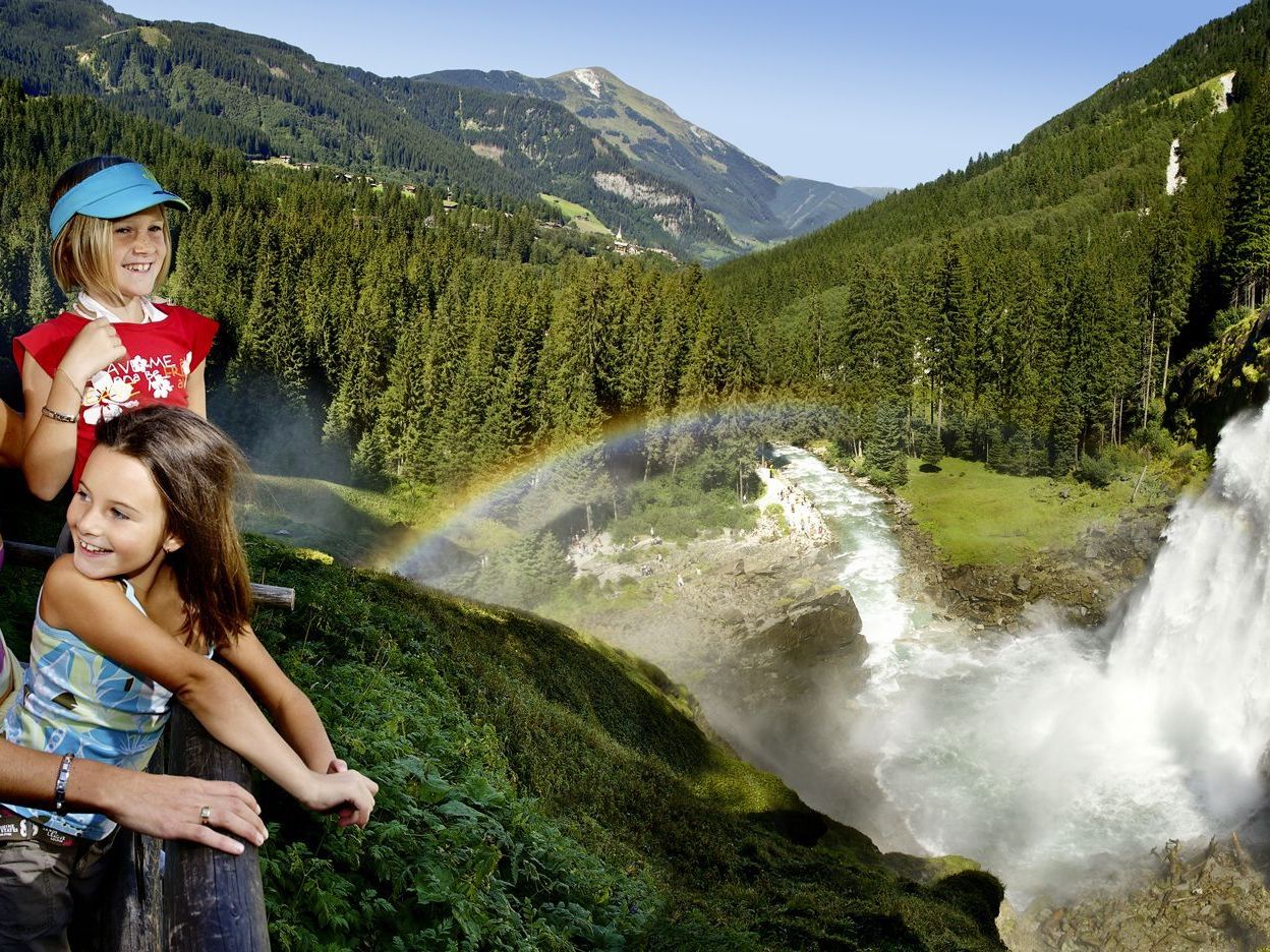 Die Krimmler Wasserfälle sind ein Mekka für Menschen mit Lungenbeschwerden. Hier ein langes Wochenende in Salzburg gewinnen! Die Krimmler Wasserfälle sind ein Mekka für Menschen mit Lungenbeschwerden. Hier ein langes Wochenende in Salzburg gewinnen!