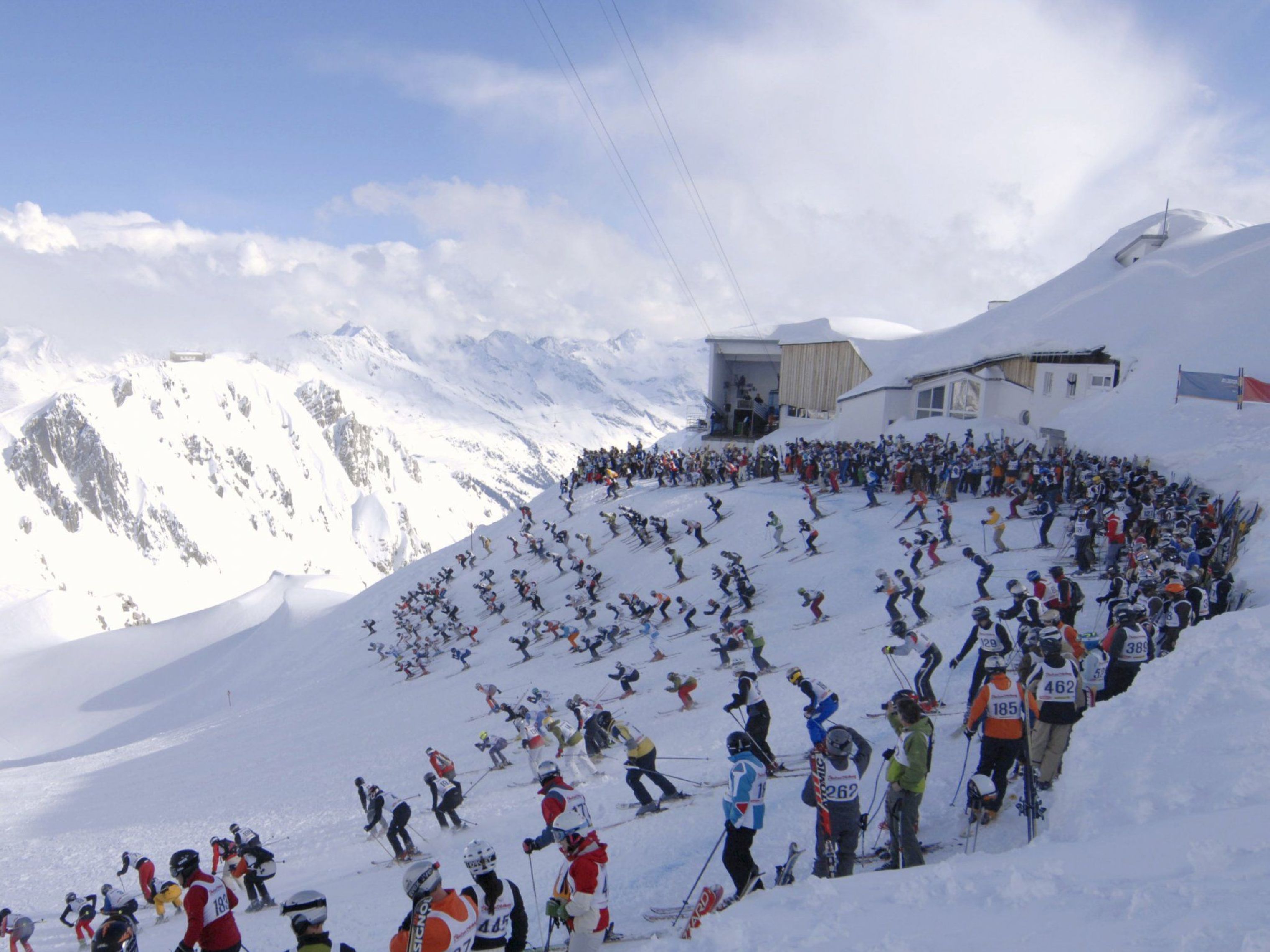 Der weiße Rausch ist das letzte große Skievent dieser Saison am Arlberg. Der weiße Rausch ist das letzte große Skievent dieser Saison am Arlberg.