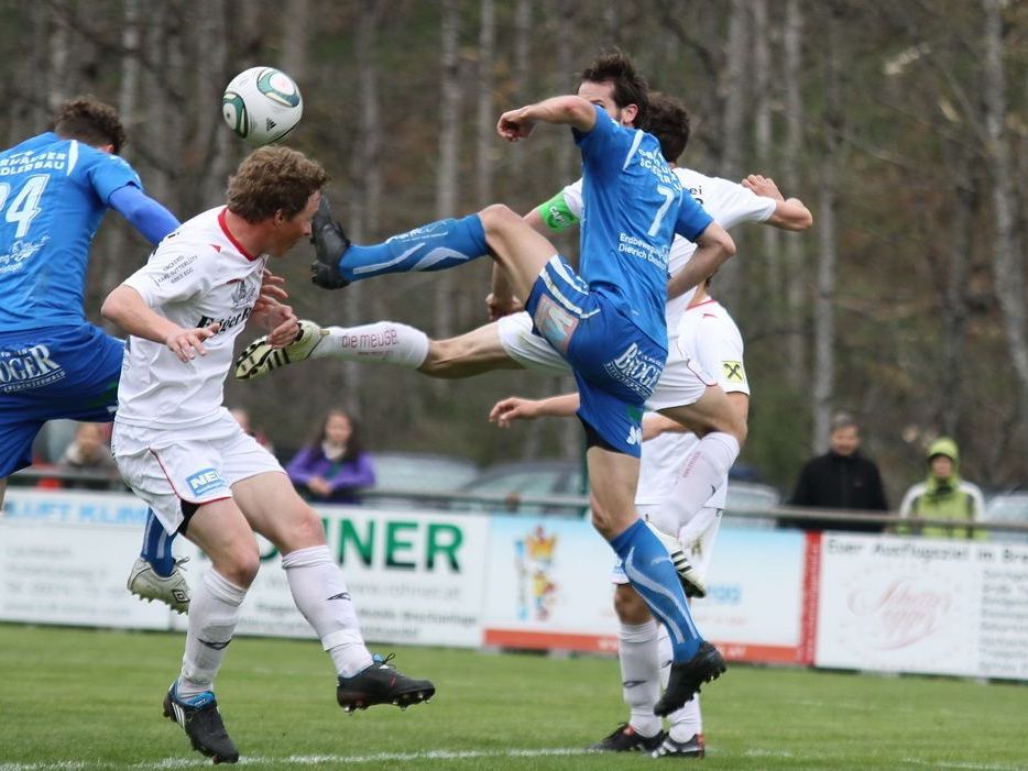 Das Wälderderby endete torlos. Das Wälderderby endete torlos.