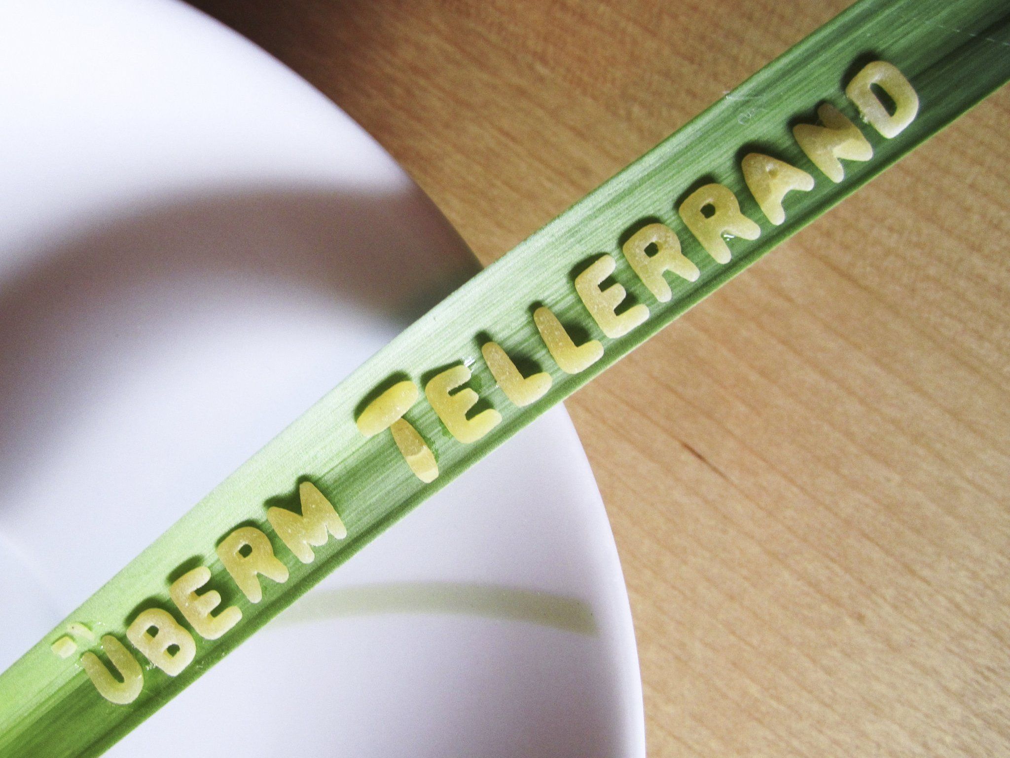 Beim Kochprojekt unter dem Motto „Überm Tellerrand“ gibt es weit mehr als nur Buchstabensuppe.