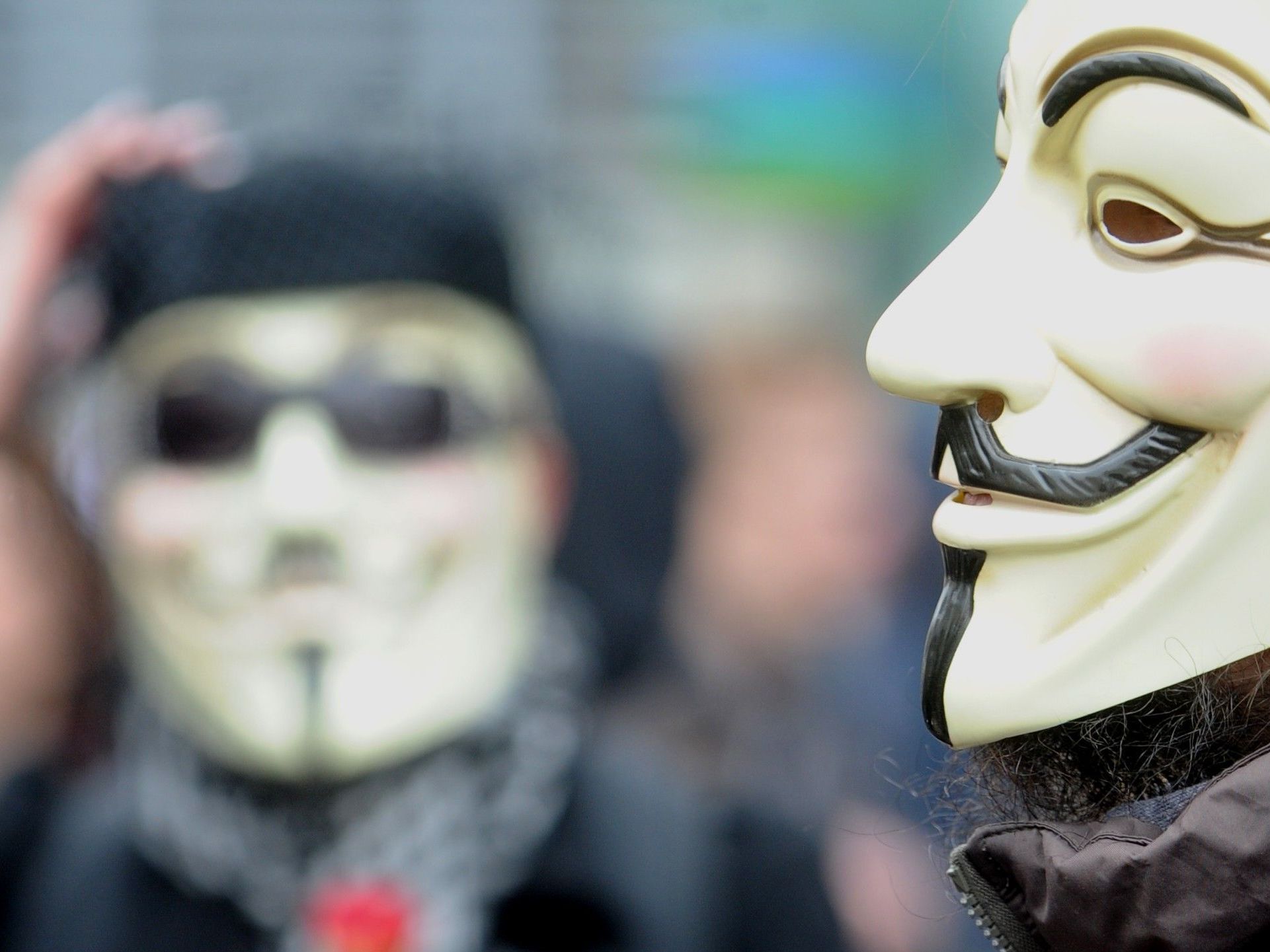 Anonymous-Enthüllungen entpuppten sich offenbar als Aprilscherz. Anonymous-Enthüllungen entpuppten sich offenbar als Aprilscherz.