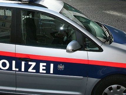 Der Banküberfall ereignete sich am Dienstag in Simmering. Der Banküberfall ereignete sich am Dienstag in Simmering.