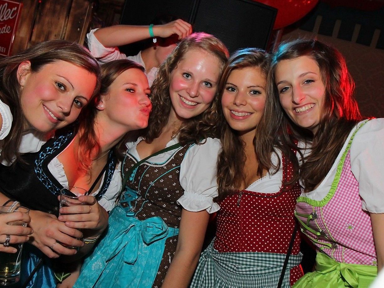 Beim Almdudler Trachtenpärchenball geht es auch heuer sicher zünftig zu. Beim Almdudler Trachtenpärchenball geht es auch heuer sicher zünftig zu.