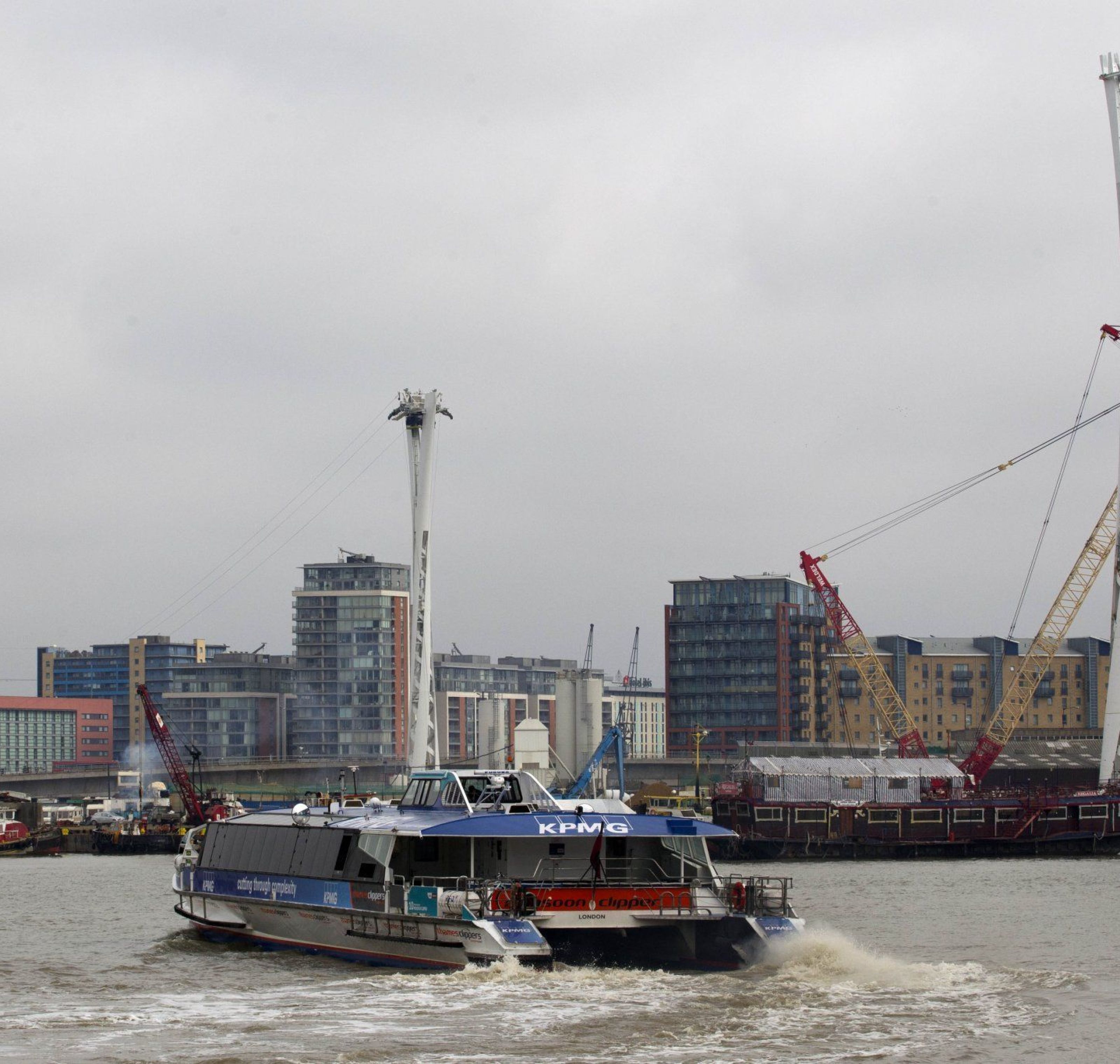 Doppelmayr für Konstruktion über Themse von ExCeL-Arena zu O2-Arena verantwortlich. Doppelmayr für Konstruktion über Themse von ExCeL-Arena zu O2-Arena verantwortlich.