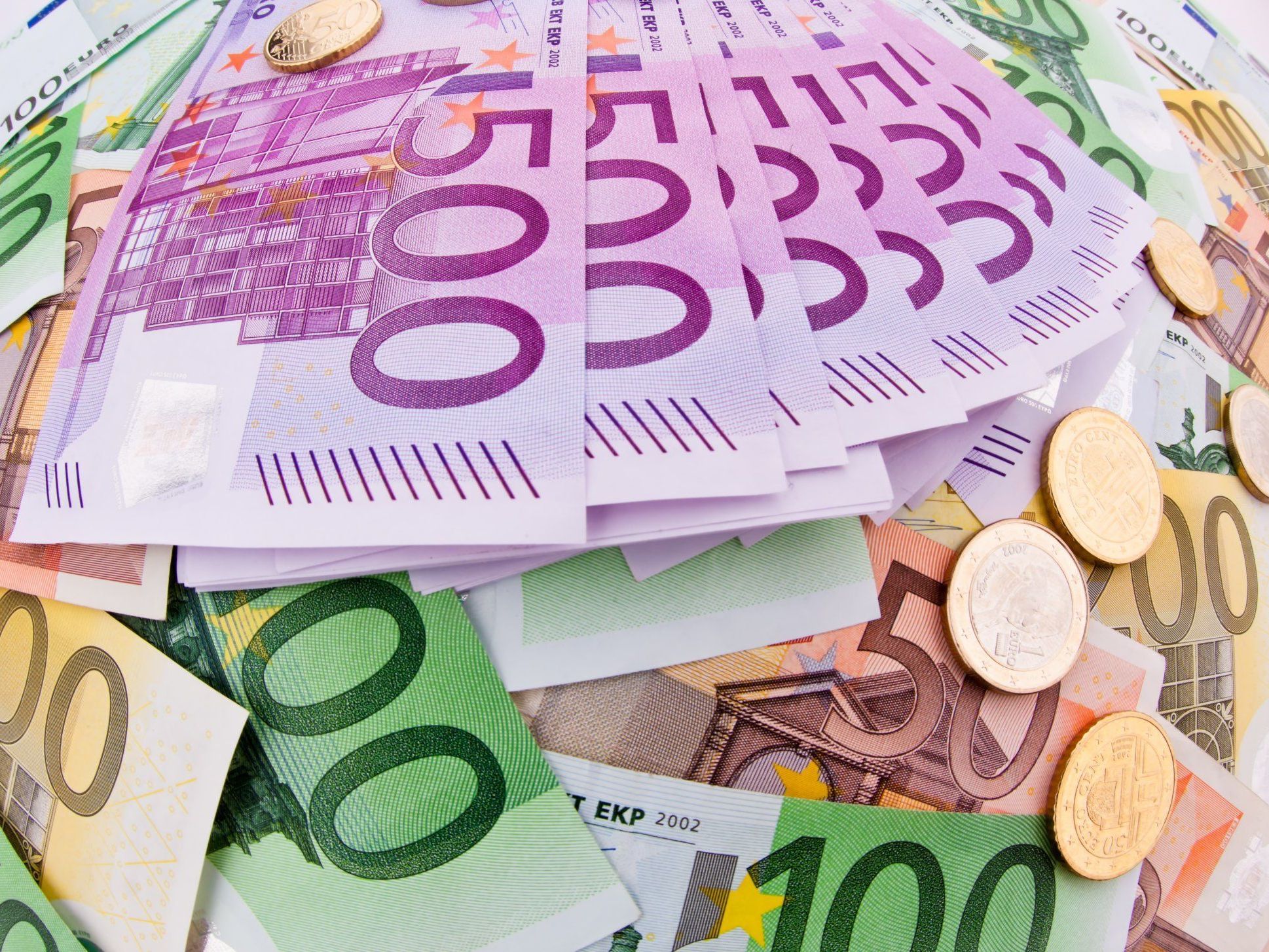 Ihr Bargeld ist den Österreichern trotz vieler Alternativen nach wie vor heilig. Ihr Bargeld ist den Österreichern trotz vieler Alternativen nach wie vor heilig.