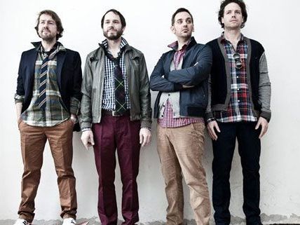 Gewinne das neue Album von Heinz aus Wien. Gewinne das neue Album von Heinz aus Wien.