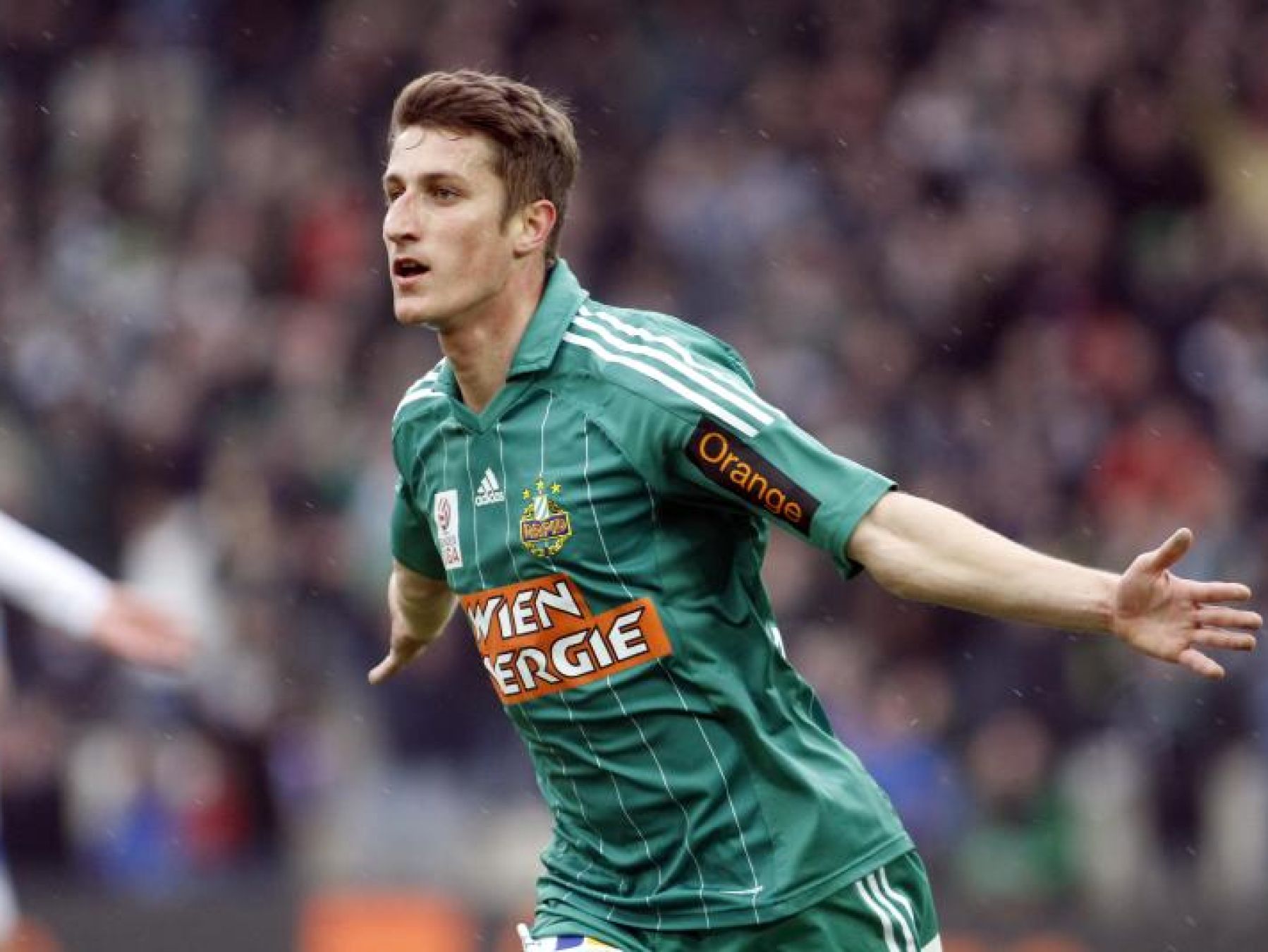 Rapids Boris Prokopic jubelt nach seinem Treffer zum 1:0 gegen Wiener Neustadt. Rapids Boris Prokopic jubelt nach seinem Treffer zum 1:0 gegen Wiener Neustadt.