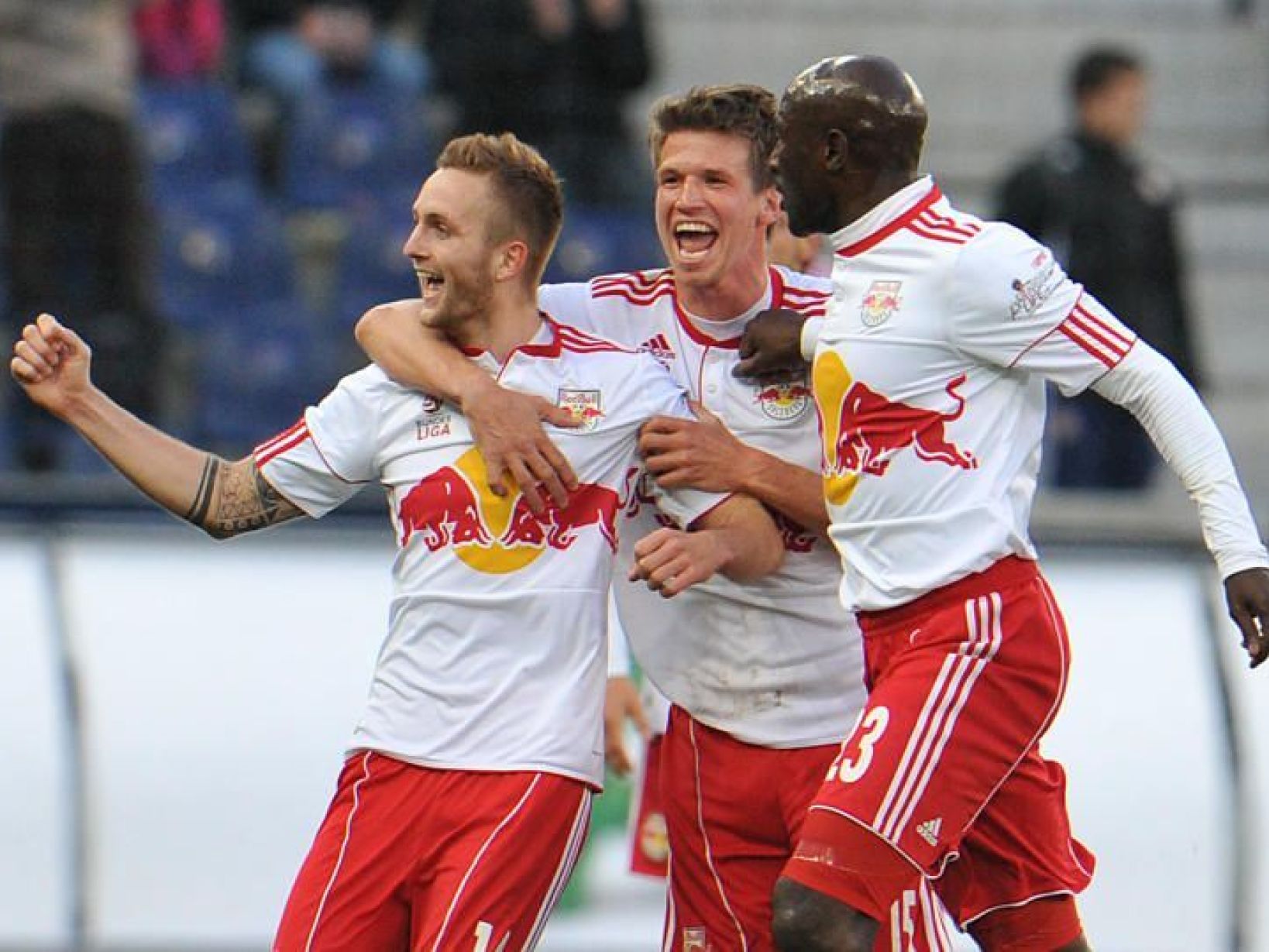 Red Bull Salzburg darf weiter vom Titel träumen Red Bull Salzburg darf weiter vom Titel träumen