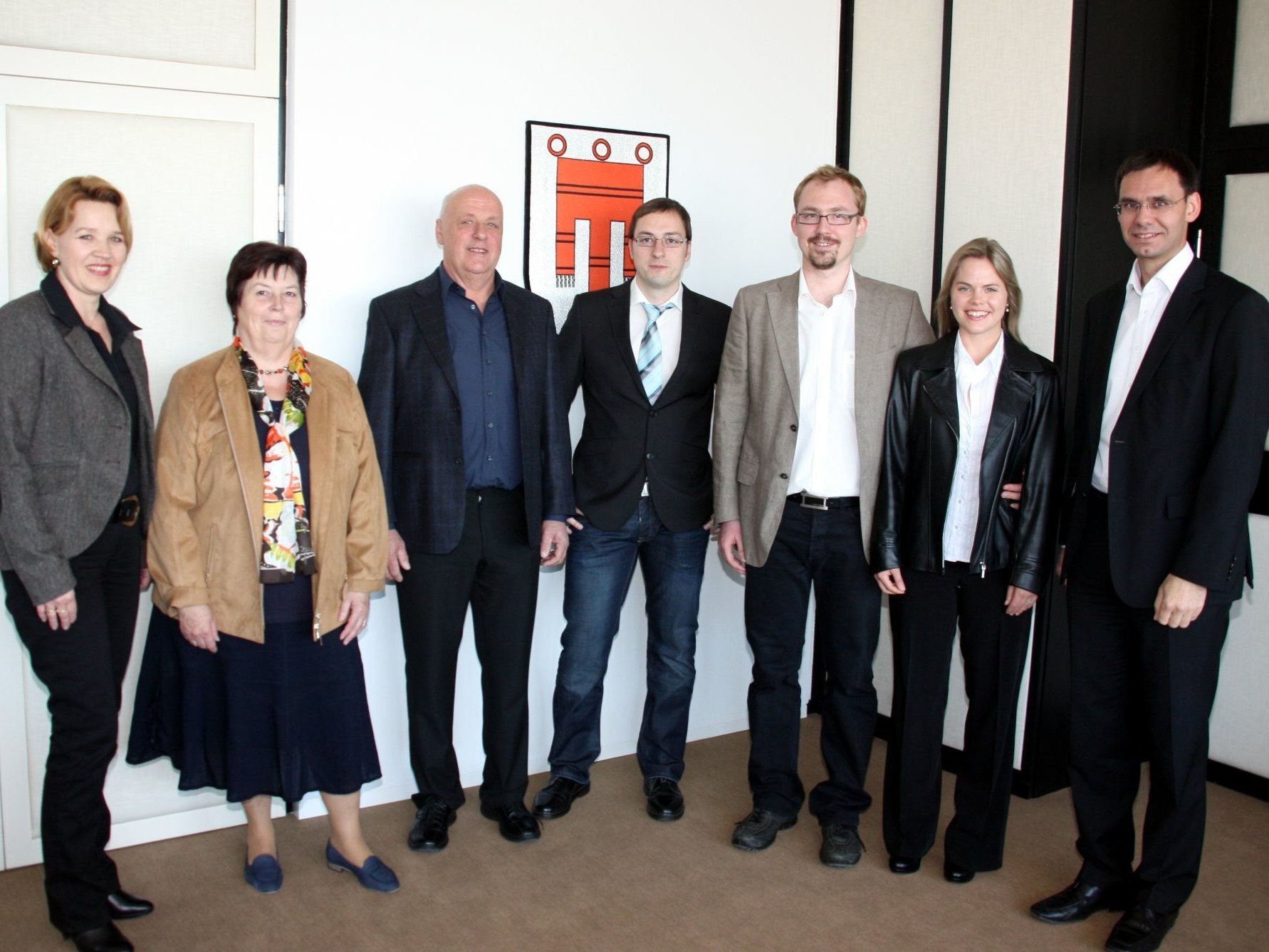 Christian Hilbe (Mitte) wurde von seinen Eltern (links) begleitet, Nicola Pehböck-Walser (r.) von ihrem Mann Daniel Pehböck. Christian Hilbe (Mitte) wurde von seinen Eltern (links) begleitet, Nicola Pehböck-Walser (r.) von ihrem Mann Daniel Pehböck.
