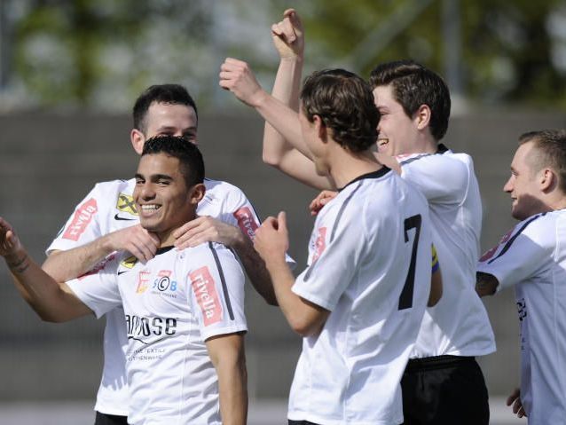 Rivella SC Bregenz jubelt mit Doppelpack Vinicius Gomes Maciel. Rivella SC Bregenz jubelt mit Doppelpack Vinicius Gomes Maciel.