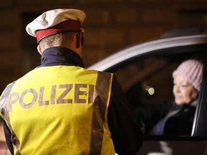 600 Beamte waren am Osterwochenende in Wien bei Kontrollen im Einsatz. 600 Beamte waren am Osterwochenende in Wien bei Kontrollen im Einsatz.