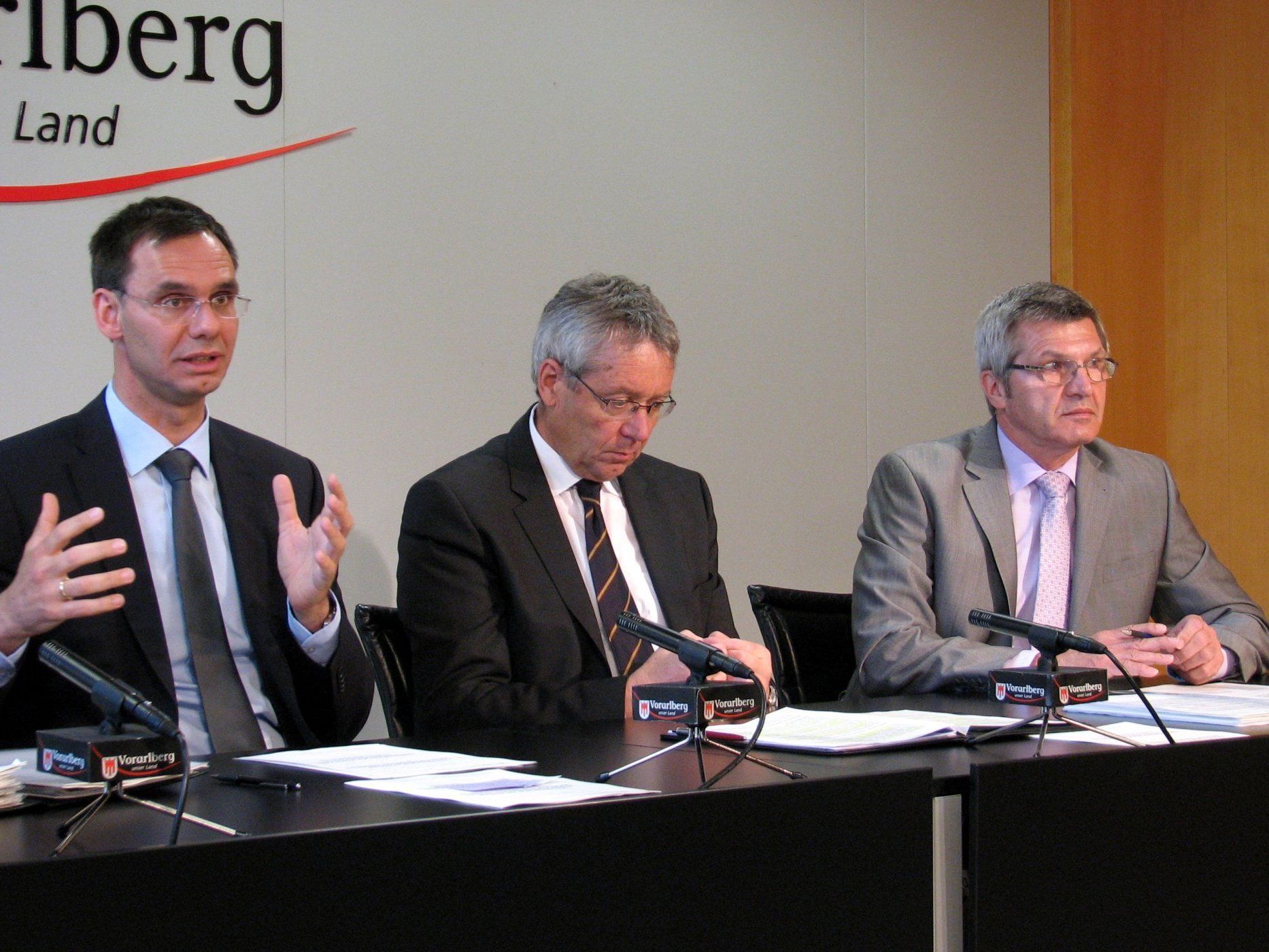 LH Markus Wallner LSth. Karlheinz Rüdisser LR Siegi Stemer. LH Markus Wallner LSth. Karlheinz Rüdisser LR Siegi Stemer.