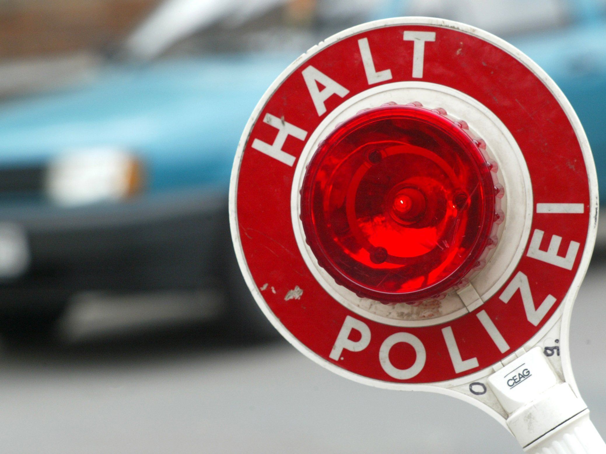 Tscheche (24) ignorierte Lenker- und Fahrzeugkontrolle. Tscheche (24) ignorierte Lenker- und Fahrzeugkontrolle.