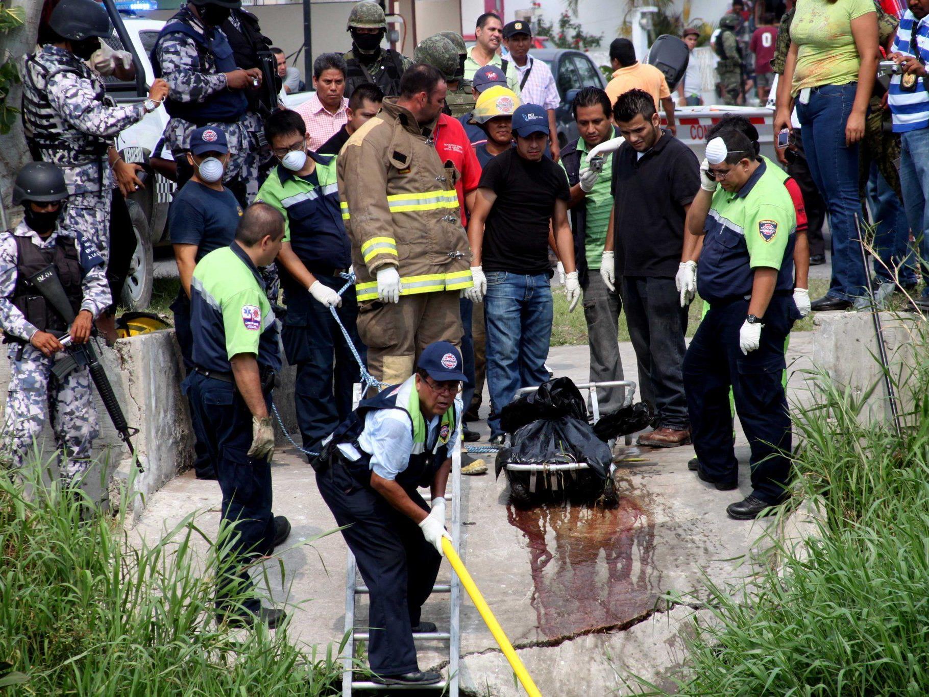 Die Leichen befanden sich in Plastiksäcken und wurden in einem Abwasserkanal gefunden.