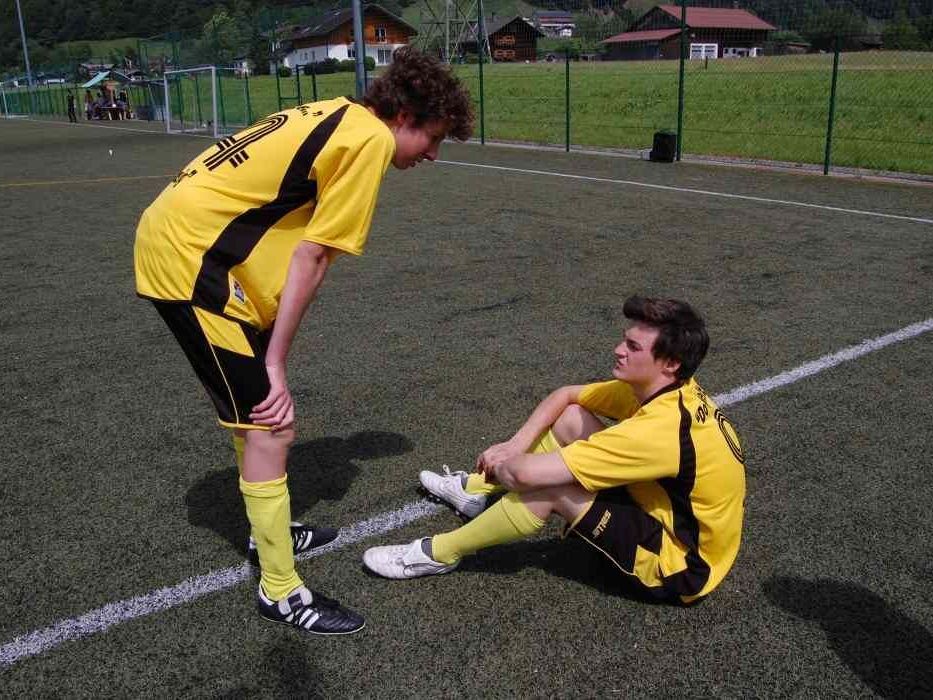 Beim Kampf ums runde Leder ging es auch bei den Hobbyfußballern hoch her. Beim Kampf ums runde Leder ging es auch bei den Hobbyfußballern hoch her.