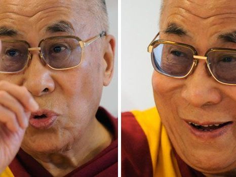 Der Dalai Lama bei der Pressekonferenz in Wien. Der Dalai Lama bei der Pressekonferenz in Wien.
