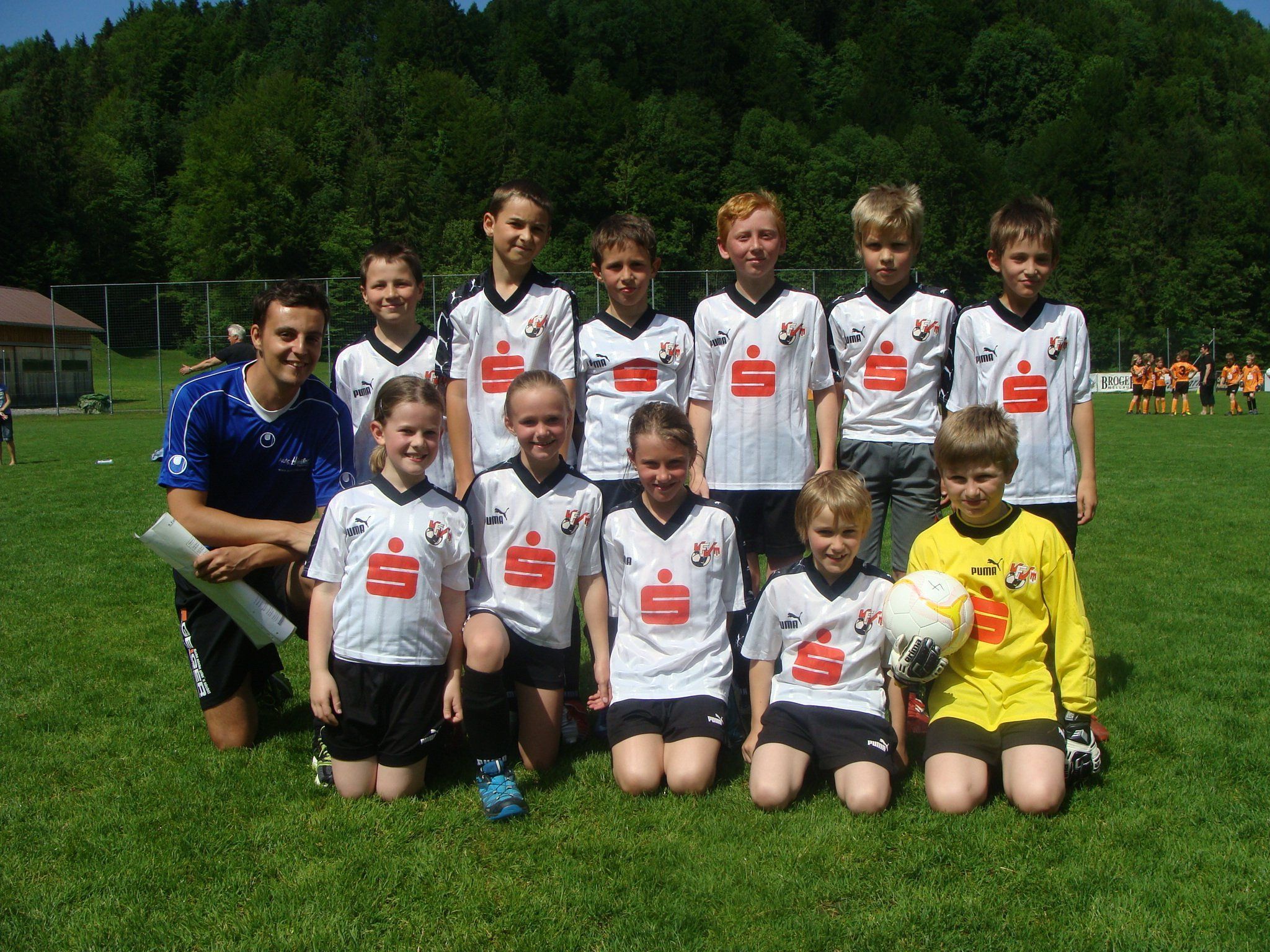 Das Team der Volksschule Schwarzenberg. Das Team der Volksschule Schwarzenberg.