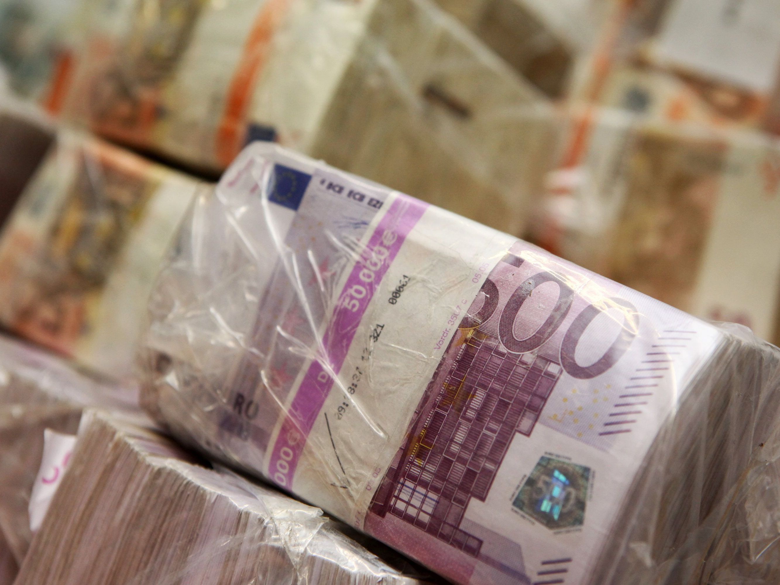 Nichts wurde aus dem Traum vom schnellen Geld. Nichts wurde aus dem Traum vom schnellen Geld.