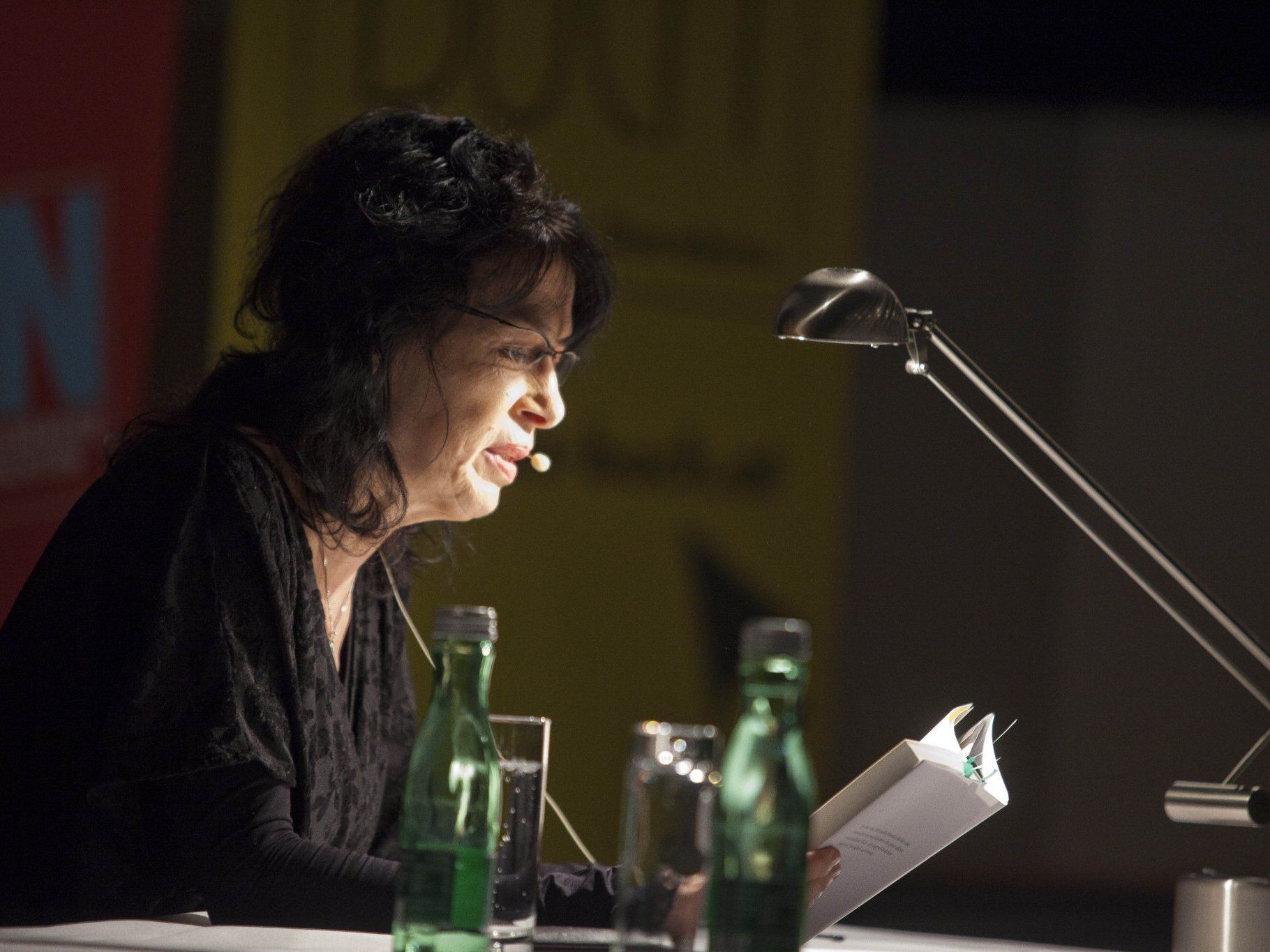 Neuer Prosa-Band der Vorarlberger Autorin wird morgen in Wien präsentiert. Neuer Prosa-Band der Vorarlberger Autorin wird morgen in Wien präsentiert.