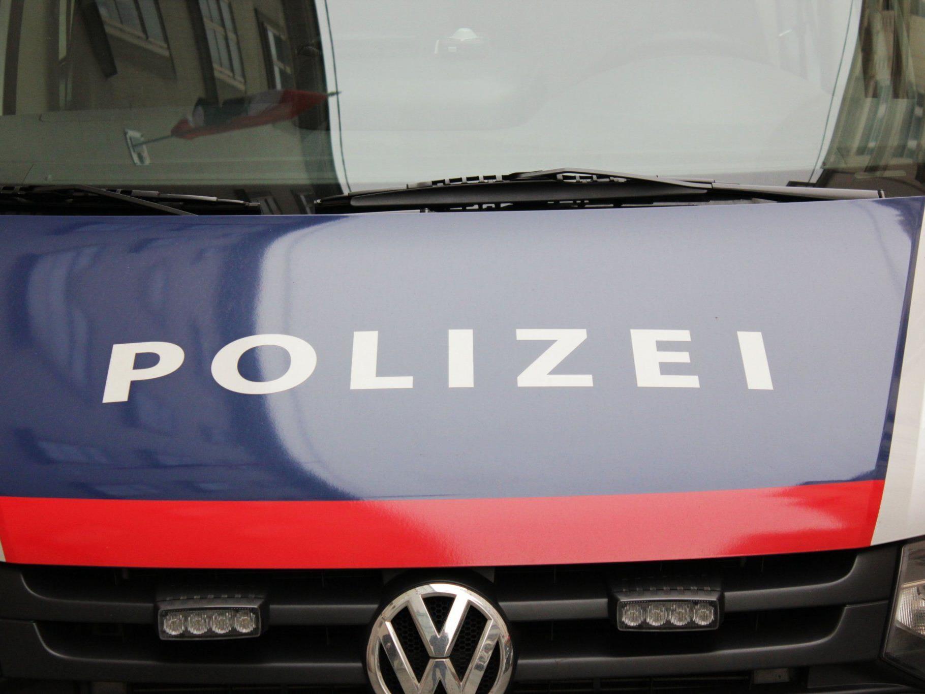 Die Polizei in Wieden hat gleich mit zwei Überfällen zu tun