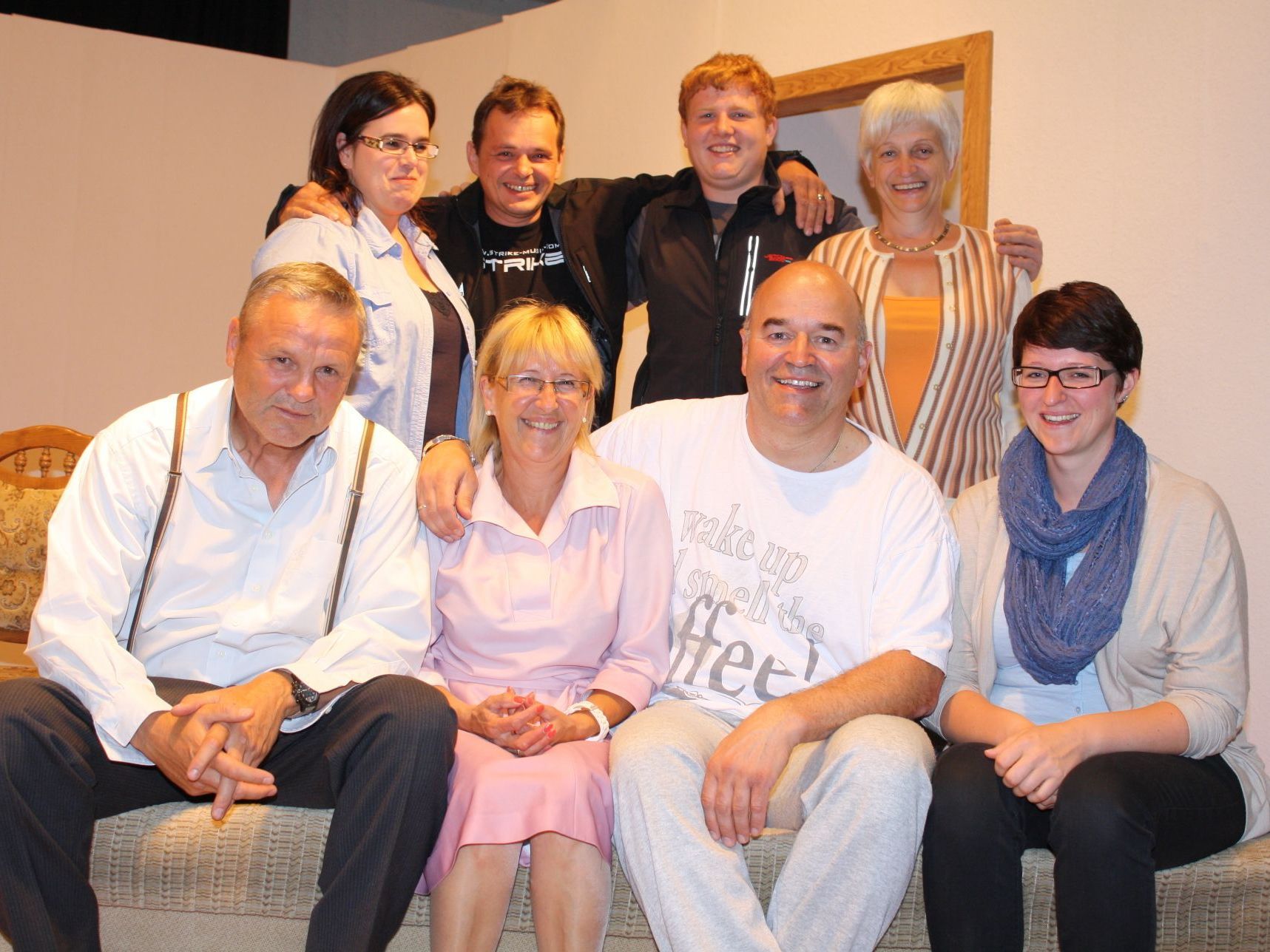 Die Schauspieler vom Theaterverein Langenegg fiebern bereits der Premiere entgegen. (Foto: MO) Die Schauspieler vom Theaterverein Langenegg fiebern bereits der Premiere entgegen. (Foto: MO)