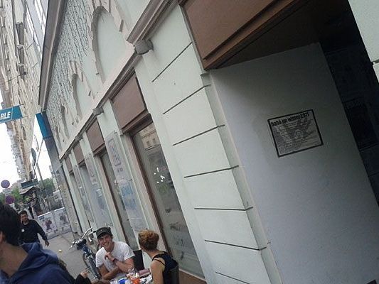 Das Café Rosa wurde am Montag von linken Studenten besetzt Das Café Rosa wurde am Montag von linken Studenten besetzt