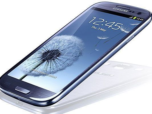 Das Galaxy S3 von Samsaung soll das iPhone schlagen. Das Galaxy S3 von Samsaung soll das iPhone schlagen.